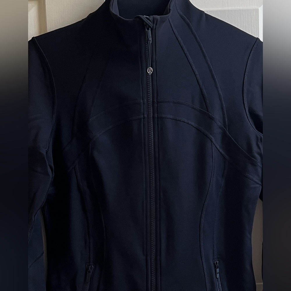 Lululemon Define Jacket Sz 10 Solid Black Full-Le… - image 2